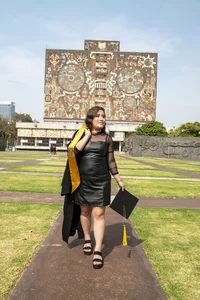 UNAM 16